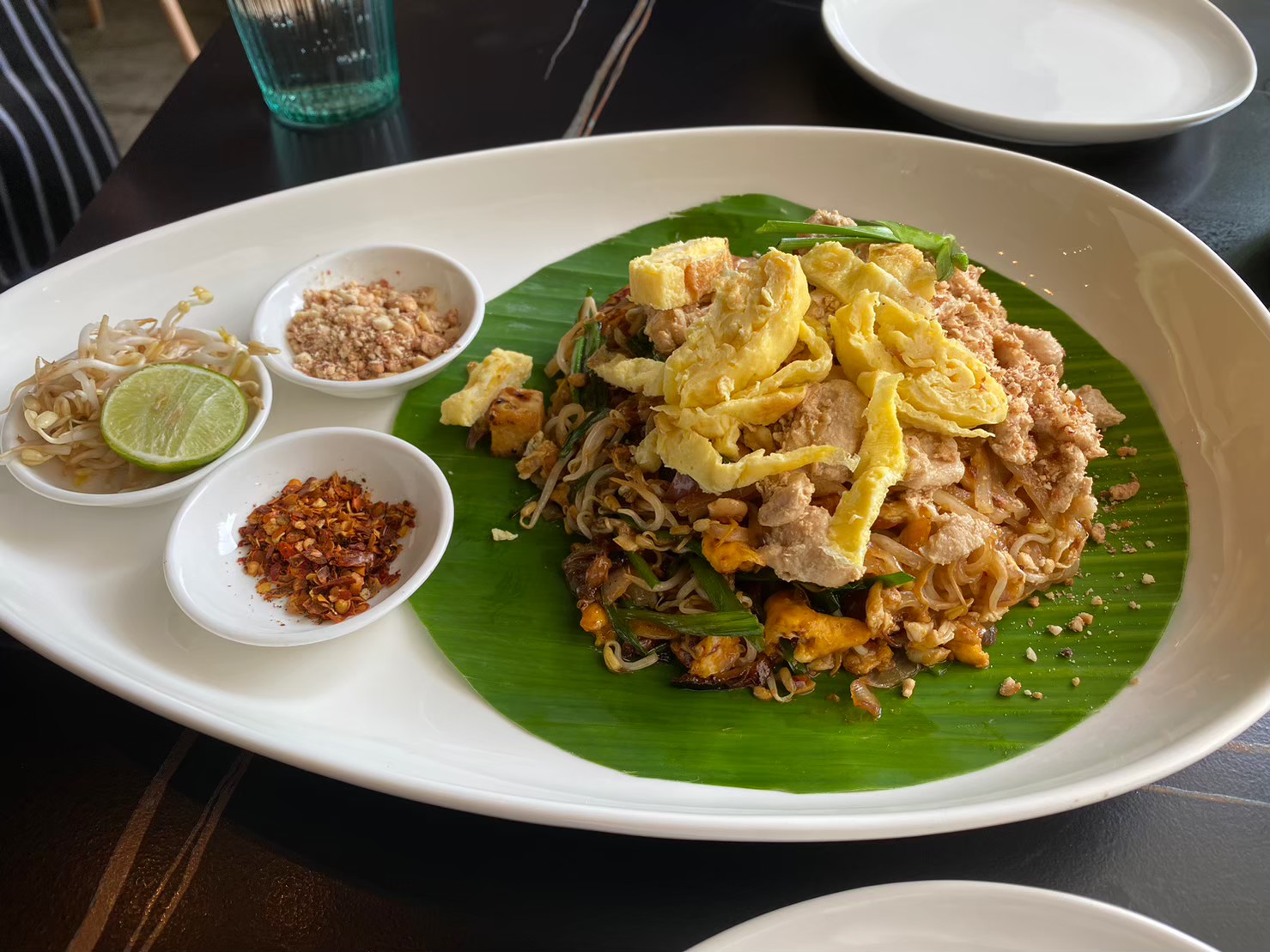 chang thai マニラ　タイ料理レストラン パッタイ